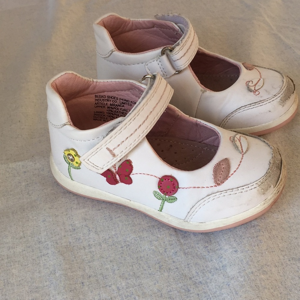 Beeko ‘Miranda Mary Jane Sneaker’ toddler size 8